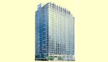 上海信息大楼由中国电信集团上海市电信公司投资