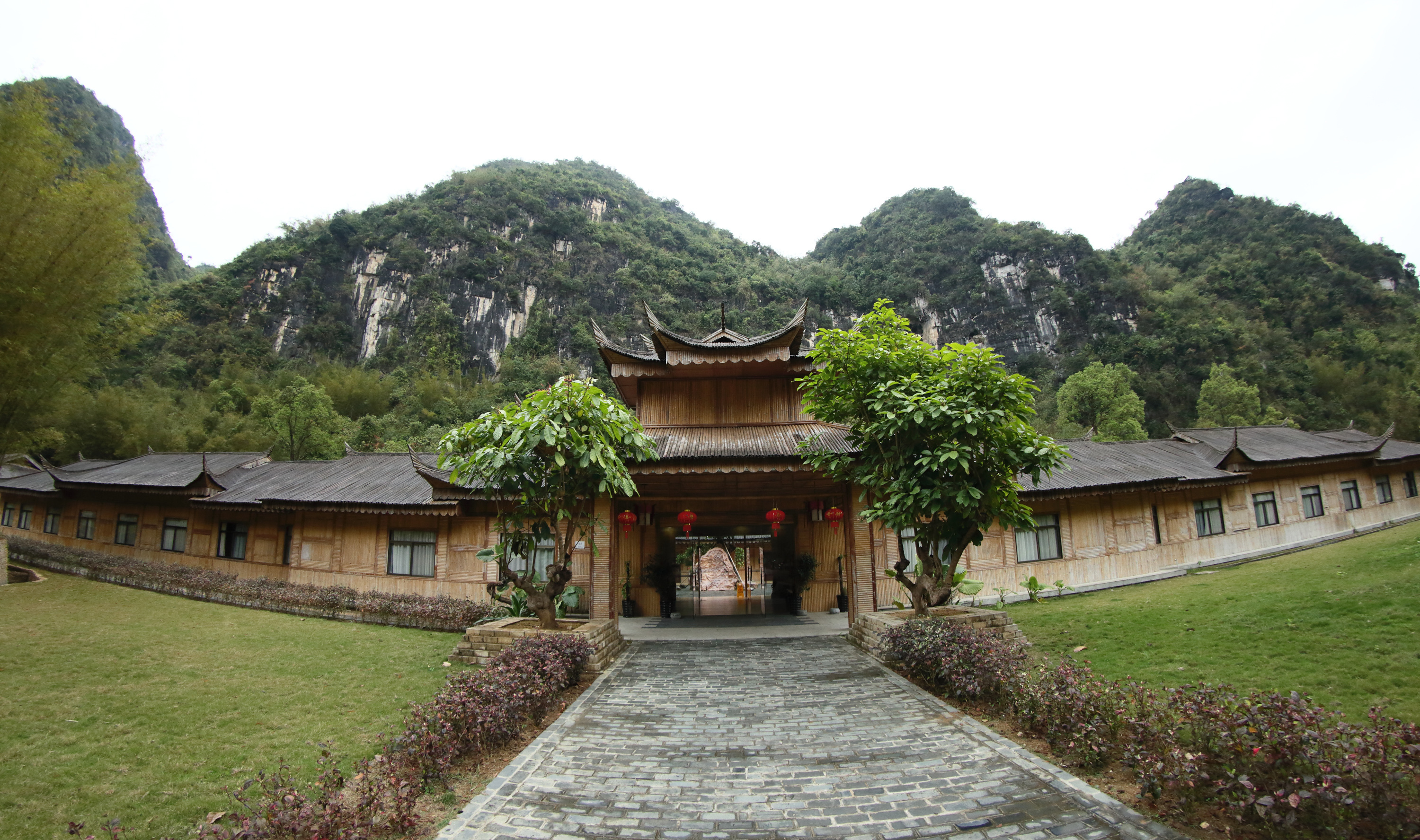 崇左驮卢人口_崇左人口图片