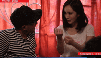 刘恺威大赞杨幂生活中很温柔,秀得一脸汪血