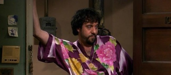 马修·摩伊 (matthew moy) 饰 han lee - 餐厅老板,经常想出不同方法