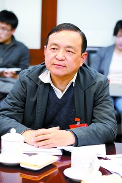 梅劲