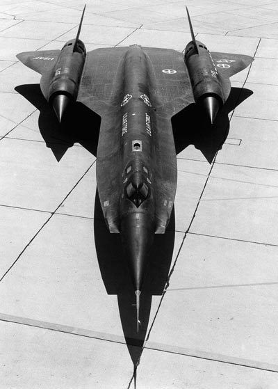 美國sr-71黑鳥高空高速偵察機